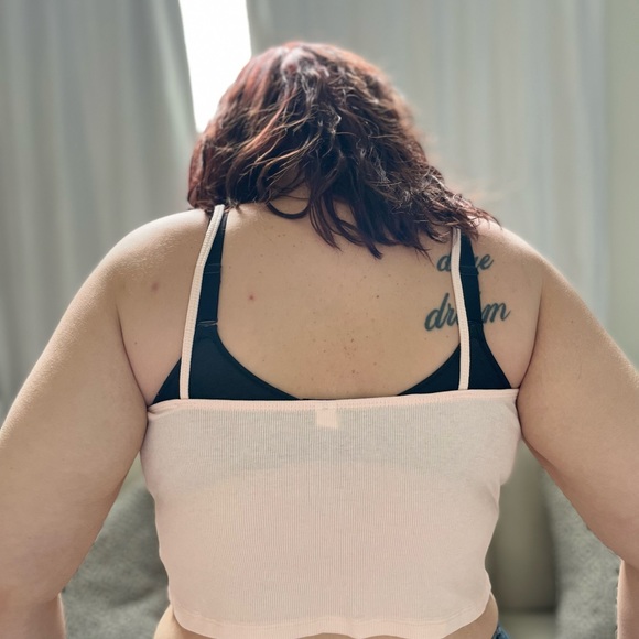 Snap Front Crop Camisole - Picture 2 of 7